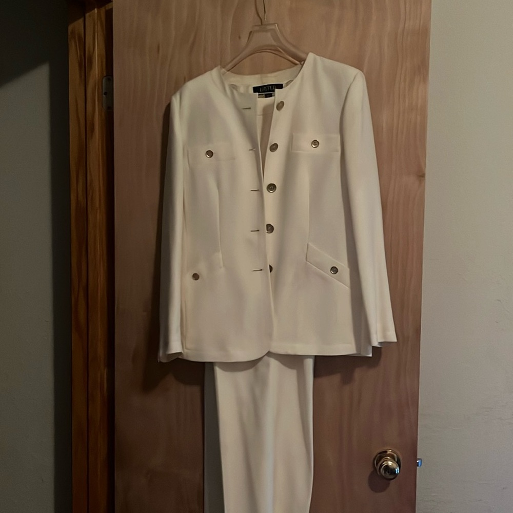 Business casual pantsuit